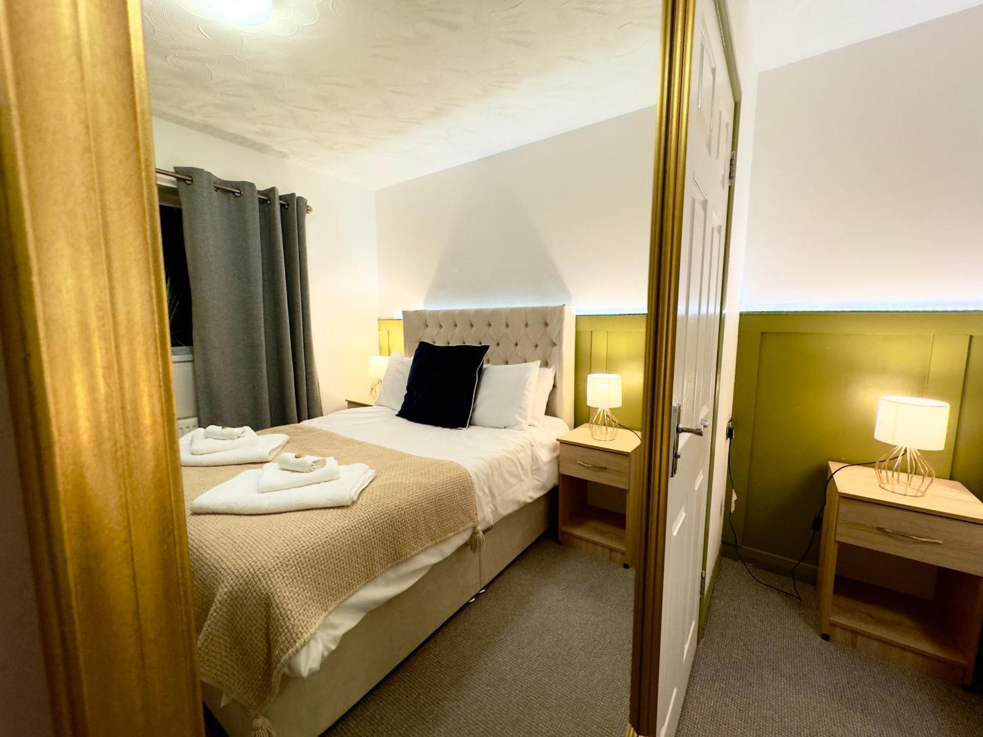 Coastal Park Accommodation Llanelli Ngoại thất bức ảnh