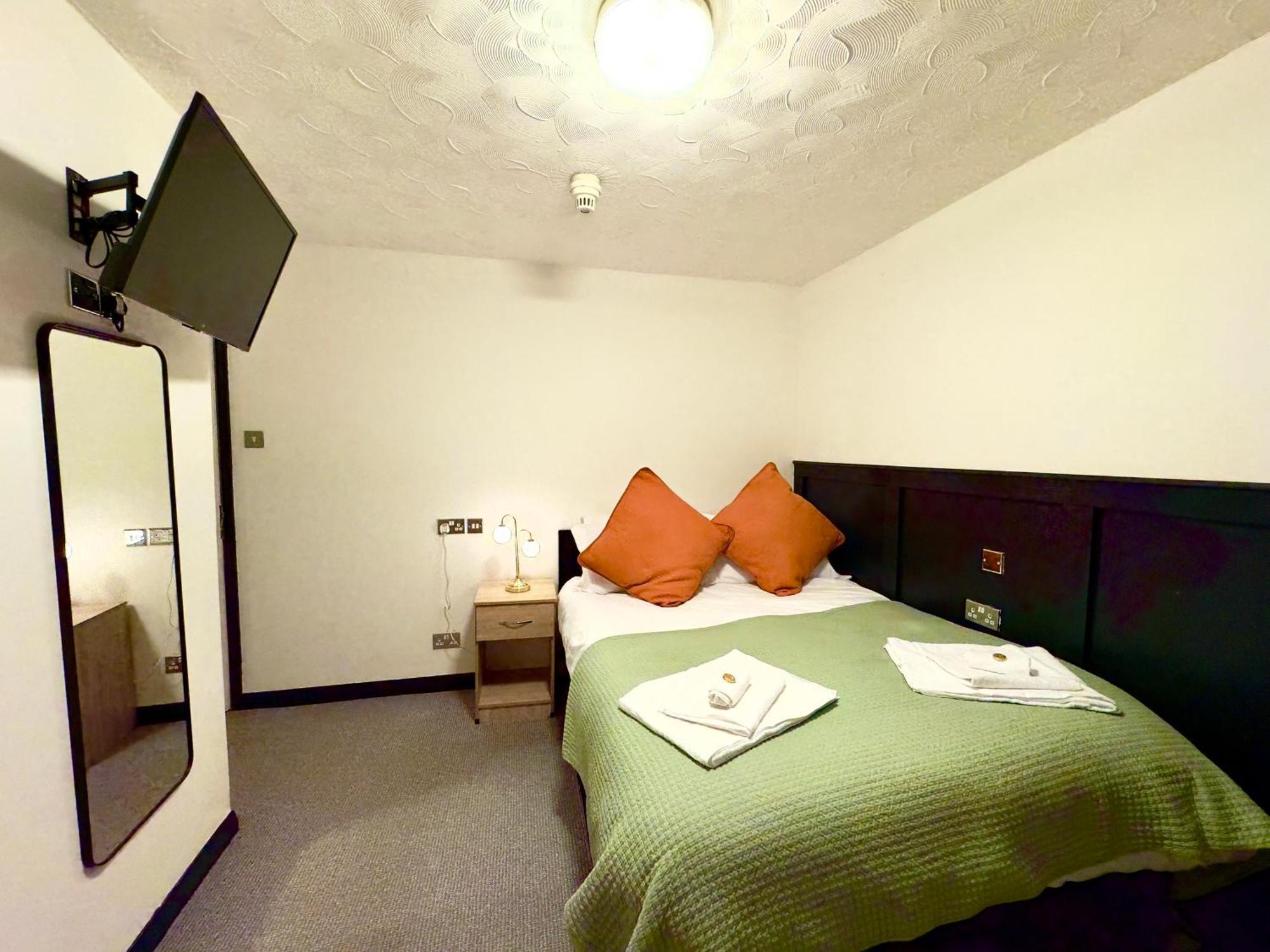 Coastal Park Accommodation Llanelli Ngoại thất bức ảnh