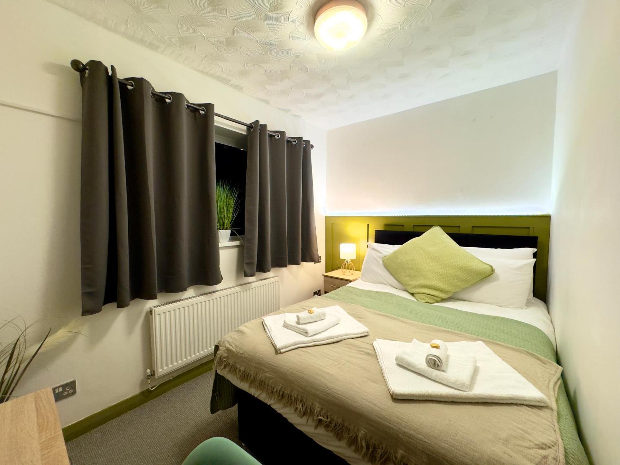 Coastal Park Accommodation Llanelli Ngoại thất bức ảnh