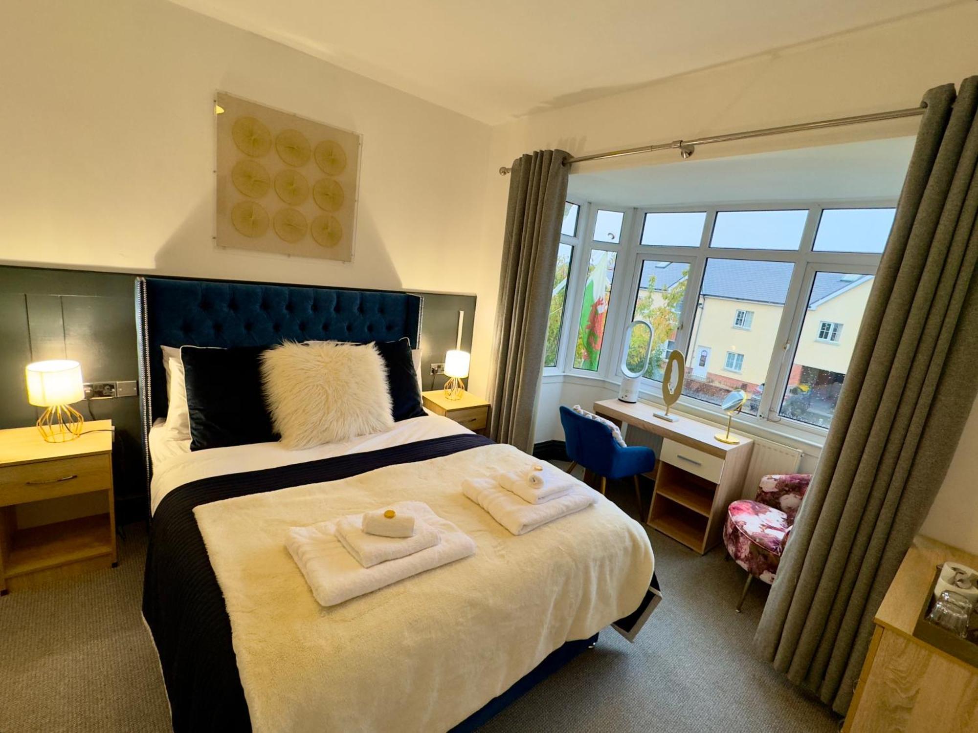 Coastal Park Accommodation Llanelli Ngoại thất bức ảnh